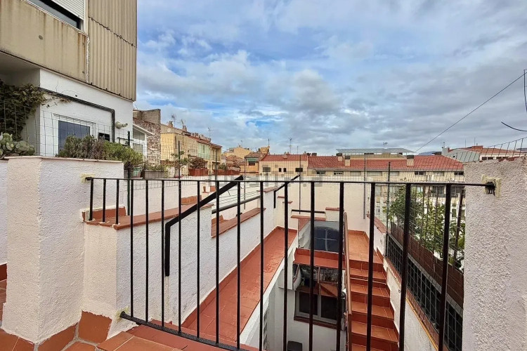 Casa independiente en Barrio Centre