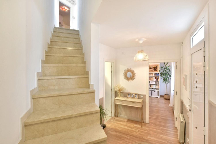 Calle del Canigu00F3, Les Arenes - La Gru00EDpia  Can Montllor