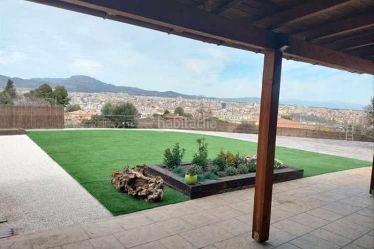 Chalet  en venta en Les Martines Terrassa