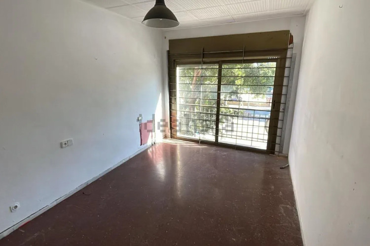 Piso en avenida de Santa Eulàlia