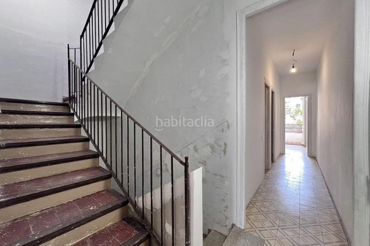 Casa junto a rambla de egara en Segle XX Terrassa