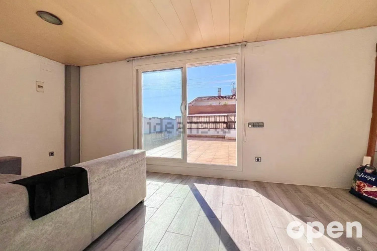 Dúplex en calle de Frederic Mistral