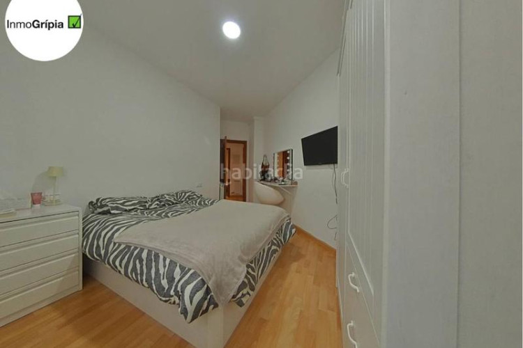 Piso vivienda seminueva de 2 habitaciones con parking en Terrassa