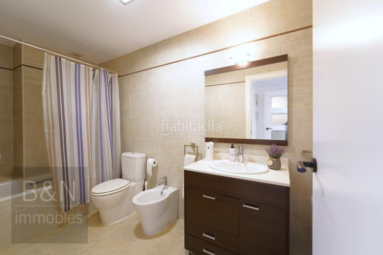 Dúplex bienvenido al hogar de tus sueños! este exclusivo dúplex es mucho más que una vivienda. en Terrassa