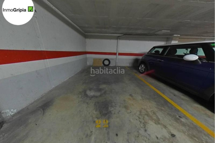 Piso  en venta en les arenescan montllorla grípia08227 en Terrassa