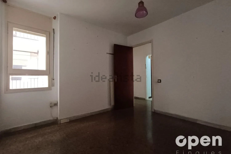 Piso en avenida de Josep Tarradellas