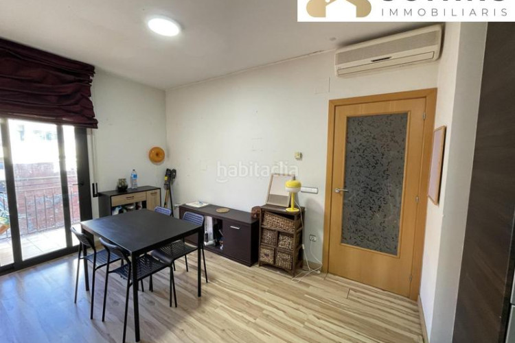 Dúplex con terrazas y fuego a tierra en sant pere en Terrassa