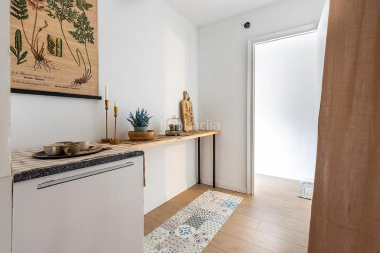 Dúplex vivienda tipo dúplex de 4 habs. con terraza. zona Segle XX. en Terrassa