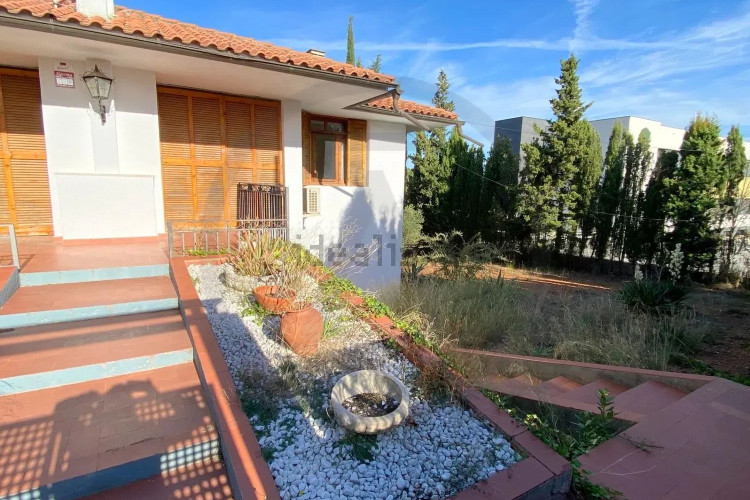 Casa independiente en paseo de Matadepera