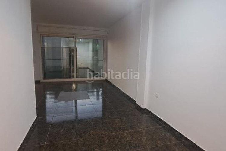 Piso  . muy bien ubicada en Zona Esportiva Terrassa