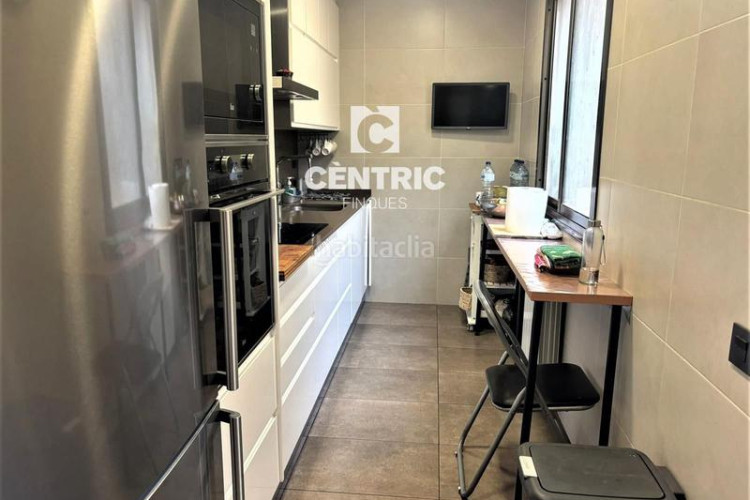 Piso planta baja de 3 habitaciones en Zona Esportiva Terrassa