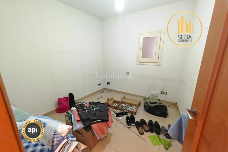 Casa dos viviendas independientes en una sola casa en la gripia – les arenes en Terrassa