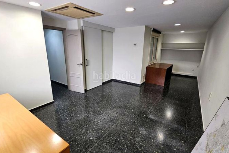 Piso gran piso junto parc vallparadis en Vallparadís - Antic Poble de Sant Pere Terrassa