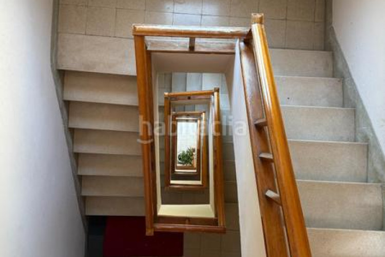 Piso gran oportunidad para inversores en el centro . en Terrassa