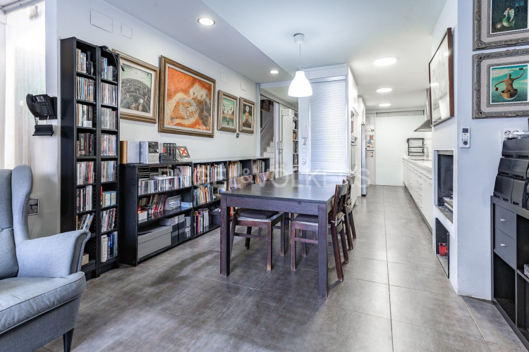 Vallparadu00EDs - Antic Poble de Sant Pere