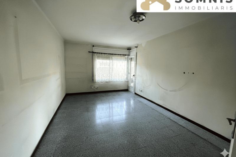 Piso gran oportunidad en Ca n'Aurell Terrassa