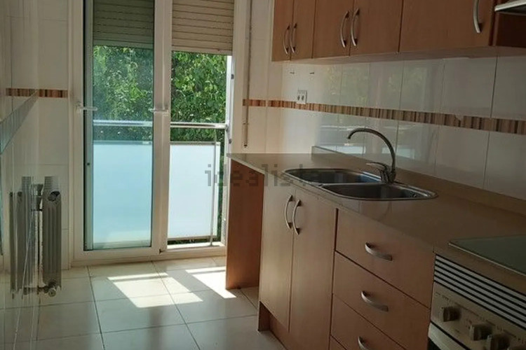PISO SEMINUEVO, 149.000€ (OPCIONAL GARAJE, PRECIO DE 36.000€)