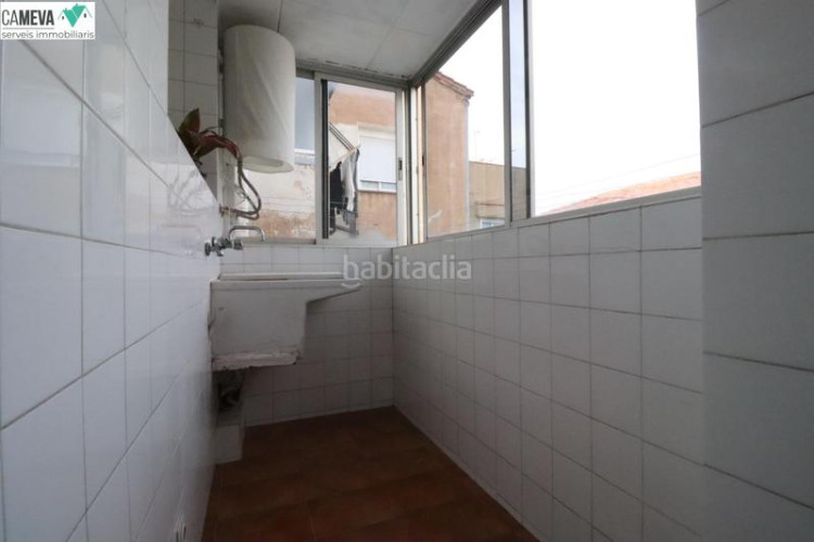 Piso 4 habitaciones y balcón en La Maurina Terrassa