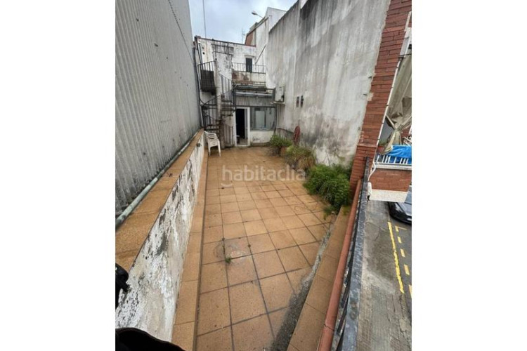 Casa  para dejar a su gusto en Ca n'Aurell Terrassa