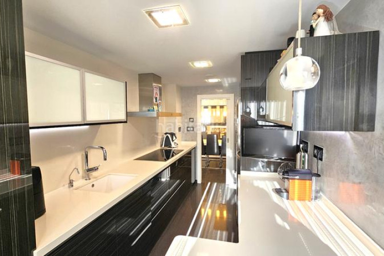 Piso en carrer de pau marsal 76 exclusiva vivienda con acabados de lujo y una ubicación inmejorable. en Terrassa