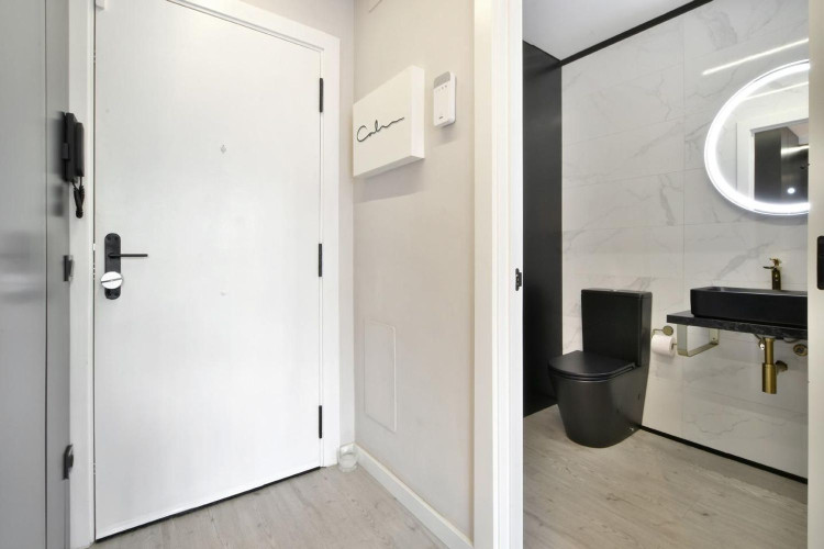 Calle de Sevilla, Egara