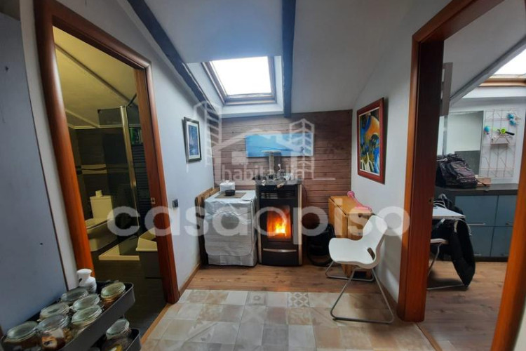 Casa adosada chalet independiente en Les Martines en Terrassa