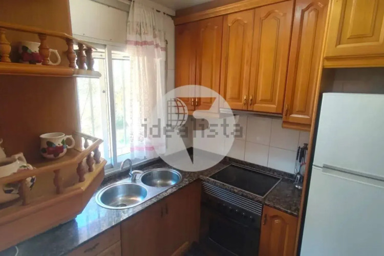 Casa independiente en calle del Camerun