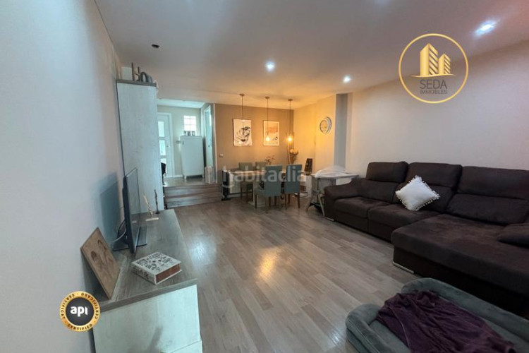 Planta baja tu nuevo hogar acogedor en zona tranquila en Terrassa