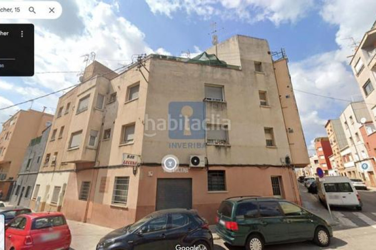 Piso inmueble ilegalmente okupado situado en la calle mossen tatcher 15, 21, , barcelona en Terrassa