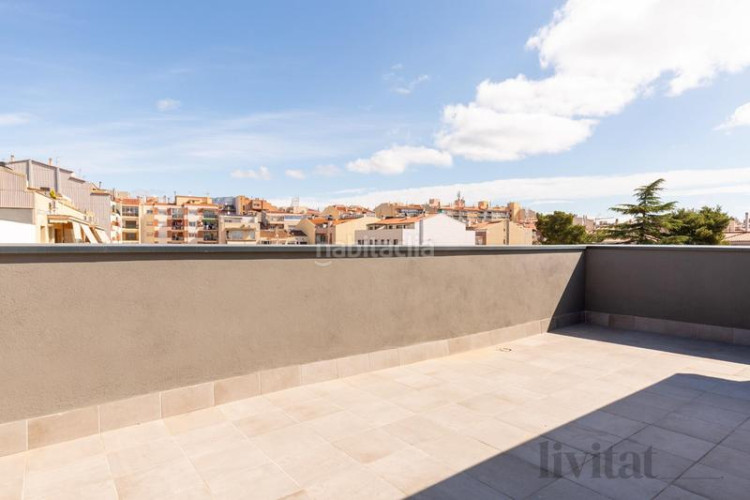 Piso en calle transversal 181 en San Pere Terrassa