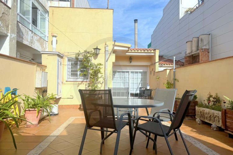 Casa adosada tu casa! en Sant Pere Nord Terrassa