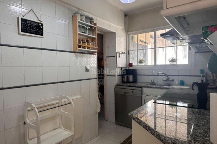 Piso  a la venta en avenida santa eulalia, ! en Terrassa