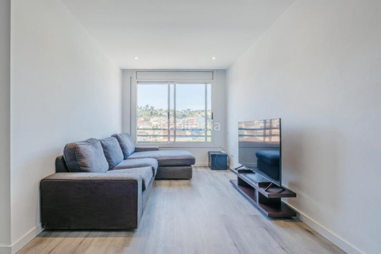 Piso exclusiva vivienda reformada a estrenar a pocos minutos del centro en Terrassa