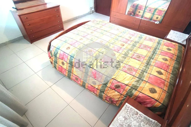 Casa independiente en calle del Camerun