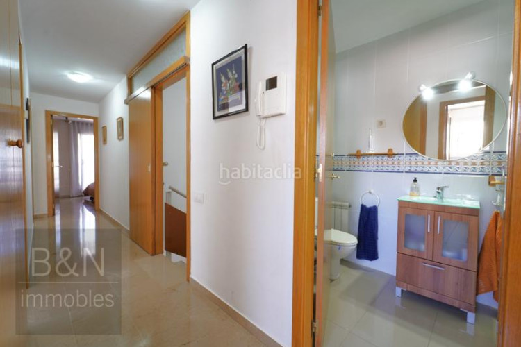 Dúplex espectacular terraza, garaje privado capacidad para 4 coches, vivienda amplia y luminosa! en Terrassa