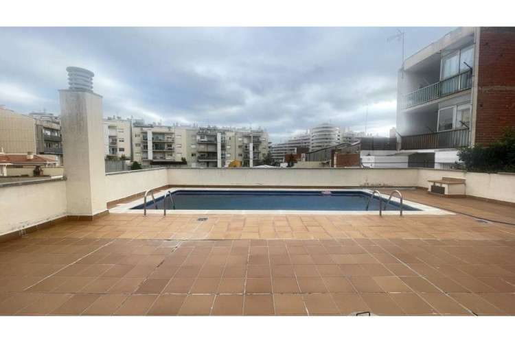 Mestre Serrat, Sant Pere