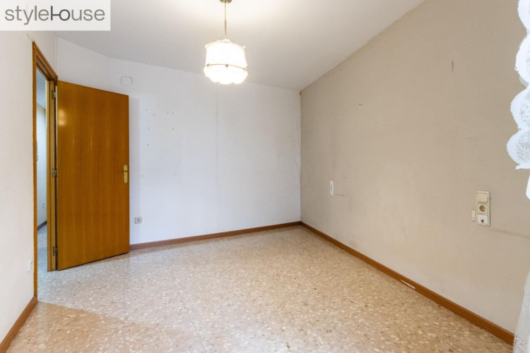 Terrassa - Carrer autonomia, Sant Pere