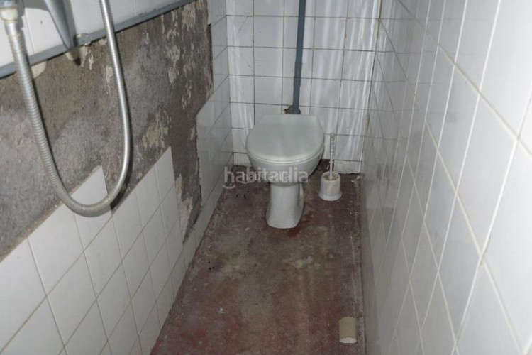 Casa en carrer mare de deu del mar local per a edificar en Terrassa
