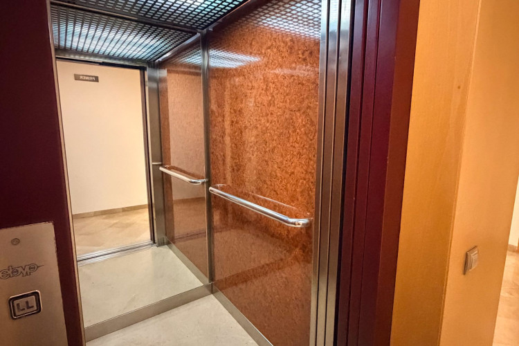 Carrer del Doctor Aymerich i Gilabertu00F3, Ca n'Anglada