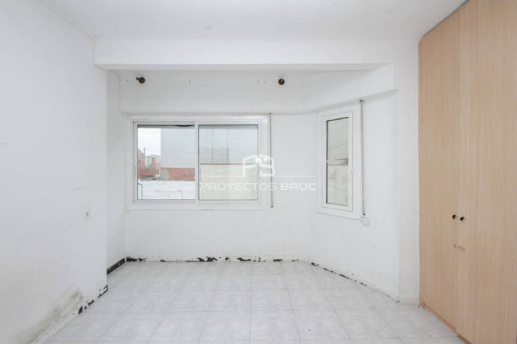 Mossu00E8n Tatcher, Sant Pere Nord