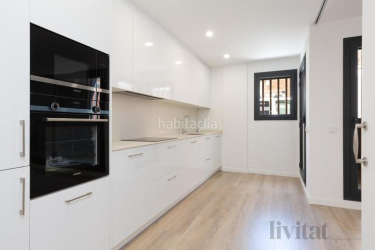 Planta baja en calle pere fizes 4 en San Pere Terrassa