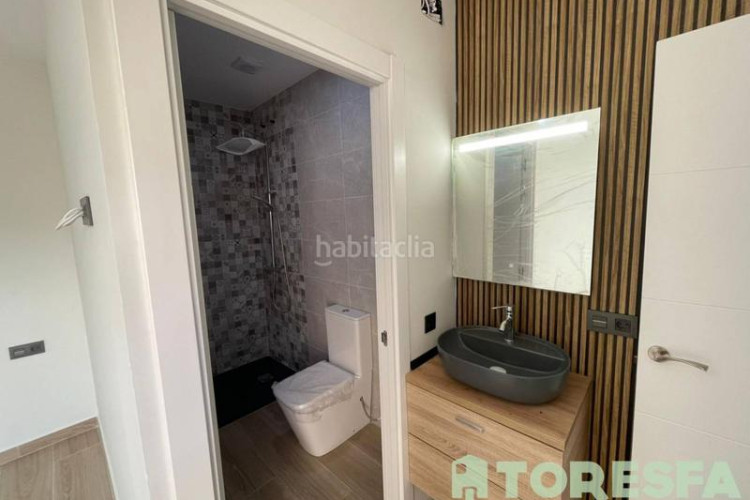Piso  en venta en ca naurell08224 en Ca n'Aurell Terrassa