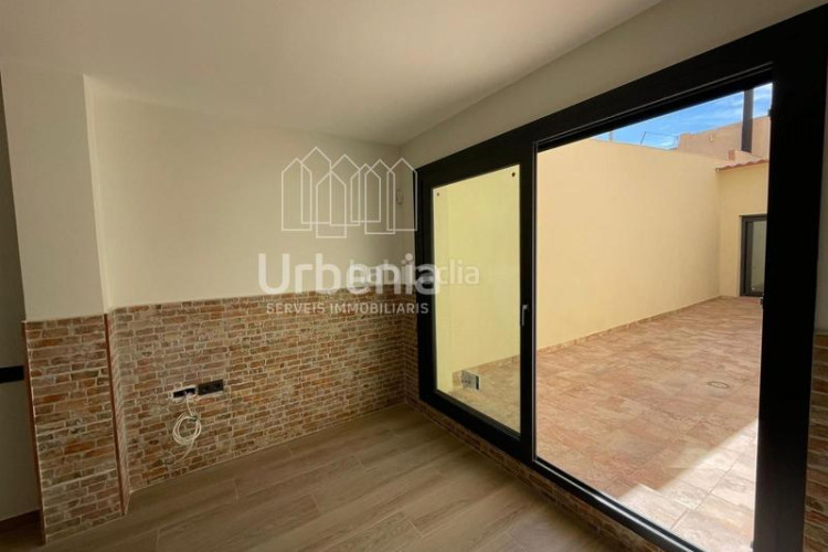 Piso  en venta en Ca n'Aurell Terrassa