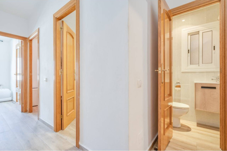 Plau00E7a Catalunya - Escola Industrial 