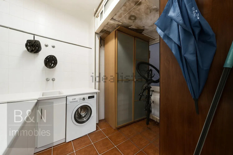 En exclusiva: planta baja con alma de hogar, gran terraza y parking en un entorno tranquilo rodeado