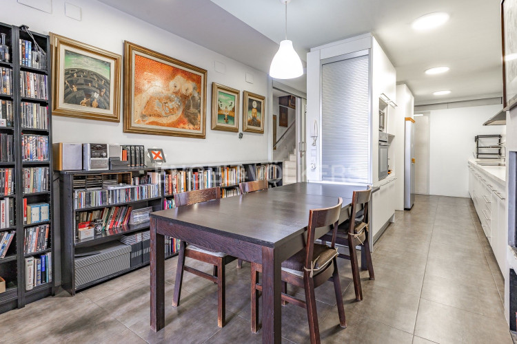 Vallparadu00EDs - Antic Poble de Sant Pere