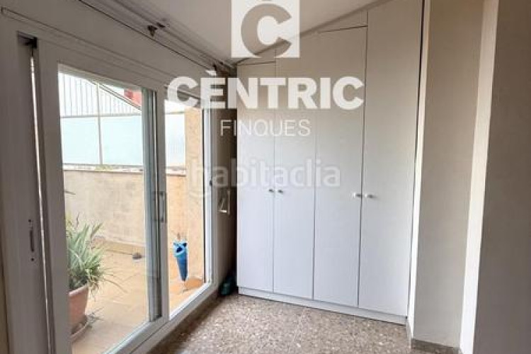 Dúplex ático dúplex en venta con 4 habitaciones estudio en Terrassa