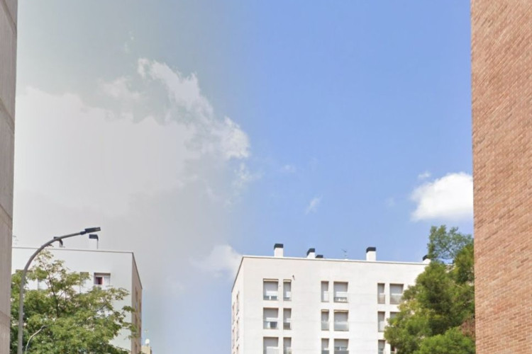 Carrer u010FAtenes, Roc Blanc