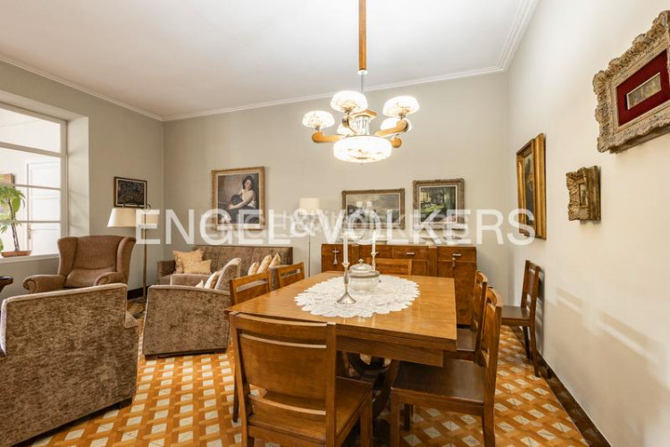 Apartamento vive en el corazón con historia, estilo y todo el confort actual en Terrassa