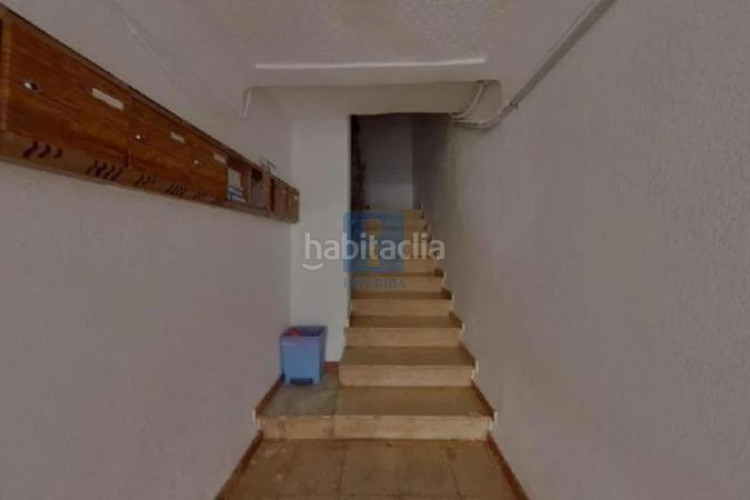 Piso inmueble ilegalmente okupado situado en la calle mossen angel rodamilans 171, 1b, , barcelona en Terrassa